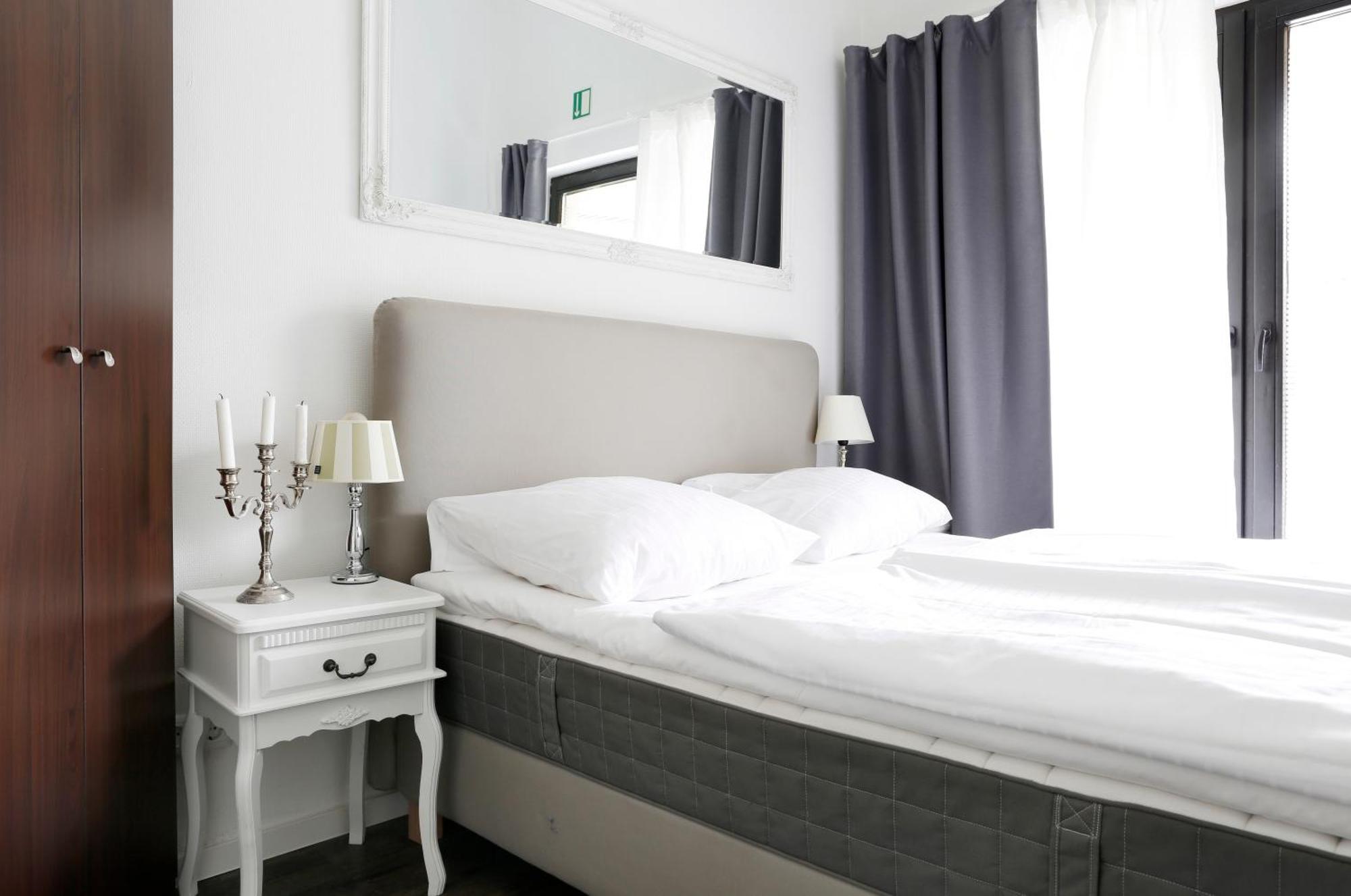 Nieb By Rockchair Apartments L Superhost Status L 3 Bedrooms Boxspringbeds 3 Bathrooms In Center "Kurfuerstendamm" - Cozy Family & Business Flair Welcomes You! Берлін Екстер'єр фото